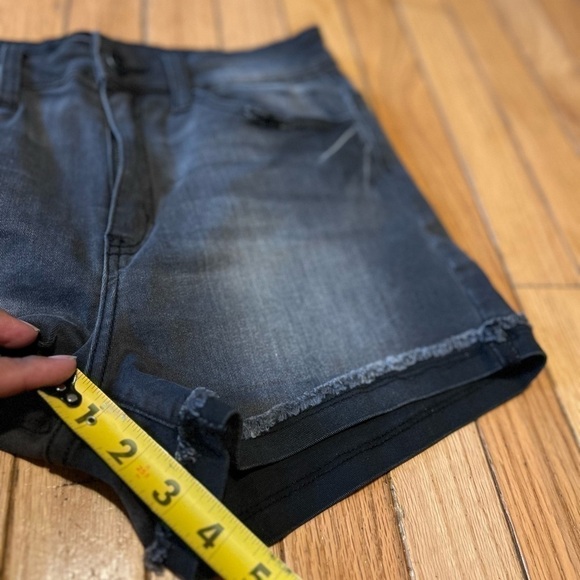 kancan denim shorts Women’s 7/ 27 Wash Black Stretchy Style Kc1109 Raw Hem NWOT - Picture 7 of 8